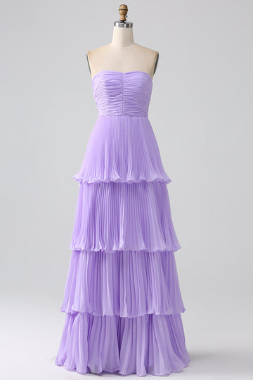 Vestido largo de dama de honor de gasa con niveles lila de novia de una línea con pliegues